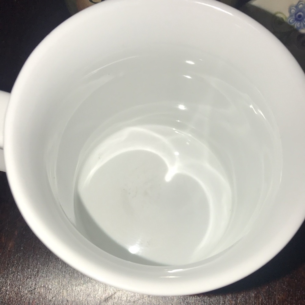 NWT Monnogramed P gold striped mug - Picture 5 of 7